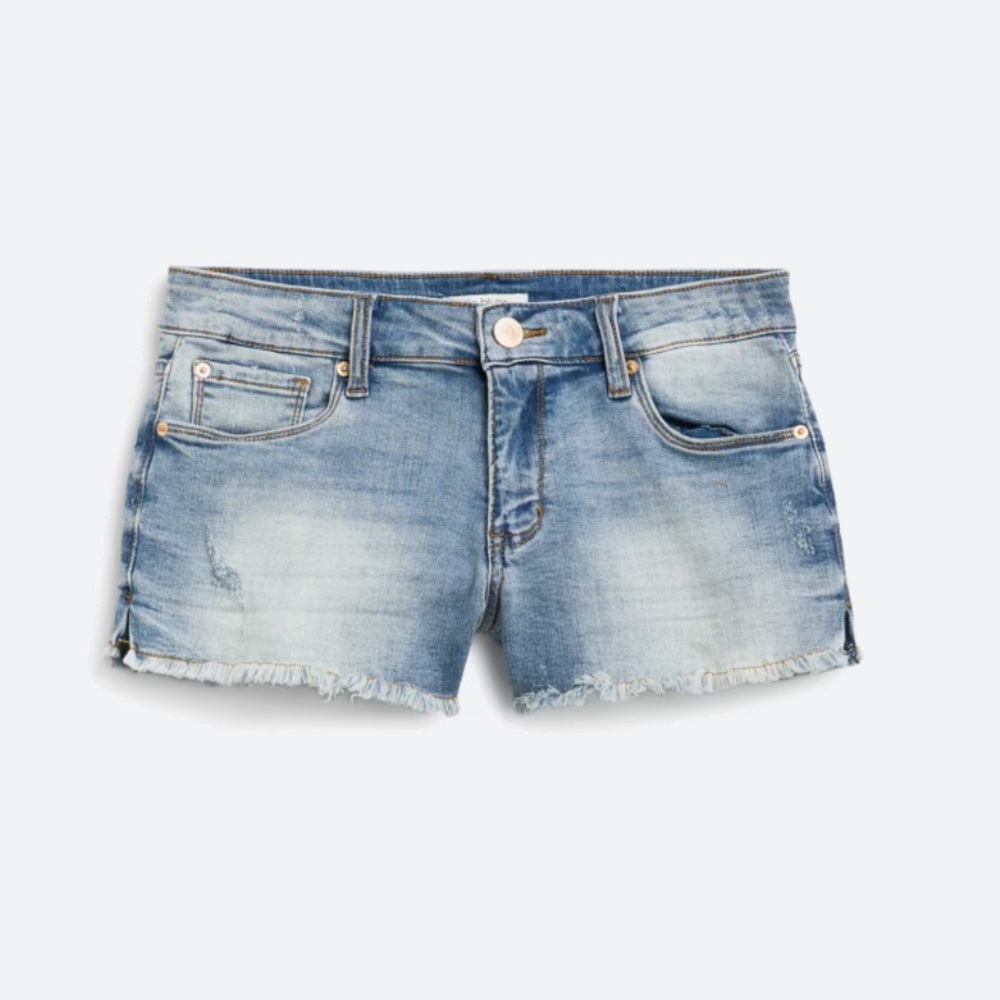 STS BLUE AUBREY MID RISE FRAY HEM SIDE SLIT BOYFRIEND SHORT